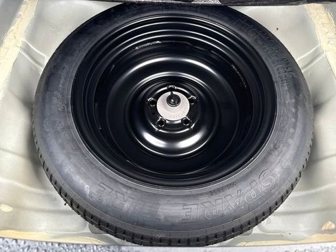 Certified 2024 Honda HR-V Sport image 47