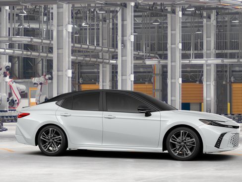 New 2026 Toyota Camry XSE FWD image 15