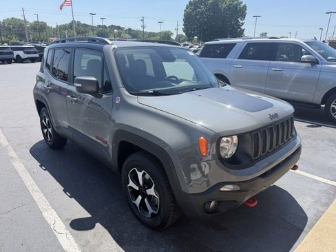 Used 2020 Jeep Renegade Trailhawk w/ Cold Weather Group image 3