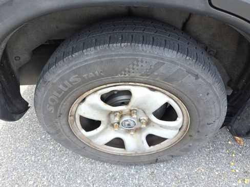 Used 2012 Honda CR-V LX image 7