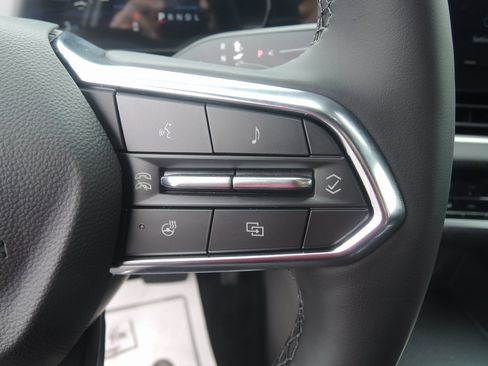 New 2026 Chevrolet Equinox LT w/ Convenience Package II image 15