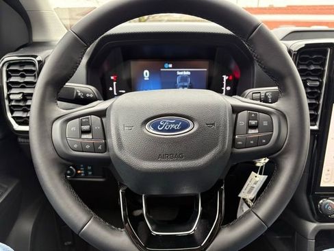 New 2025 Ford Ranger XLT w/ Equipment Group 301A High AWD/4WD image 31