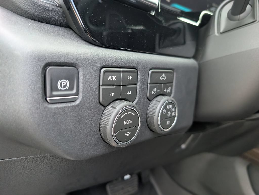 New 2026 Chevrolet Silverado 1500 RST AWD/4WD image 31