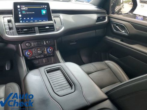 Used 2022 Chevrolet Tahoe RST w/ Luxury Package AWD/4WD image 16