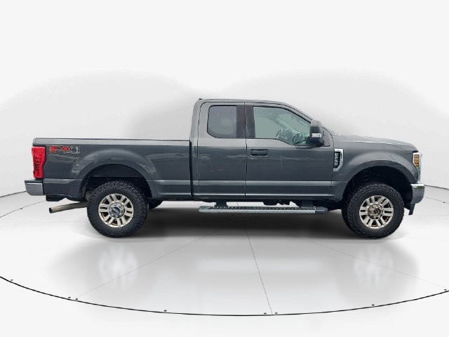 Used 2019 Ford F250 XLT w/ XLT Value Package AWD/4WD image 2
