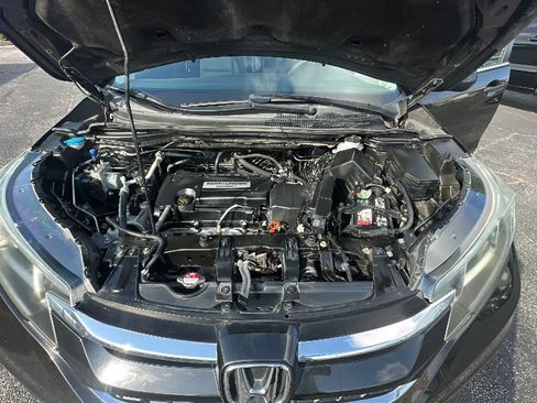 Used 2015 Honda CR-V LX image 10