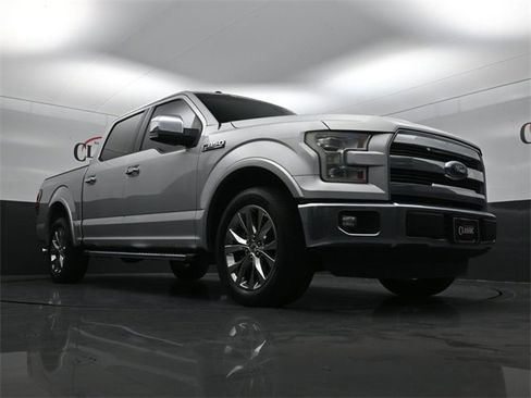 Used 2016 Ford F150 Lariat w/ Equipment Group 502A Luxury image 26