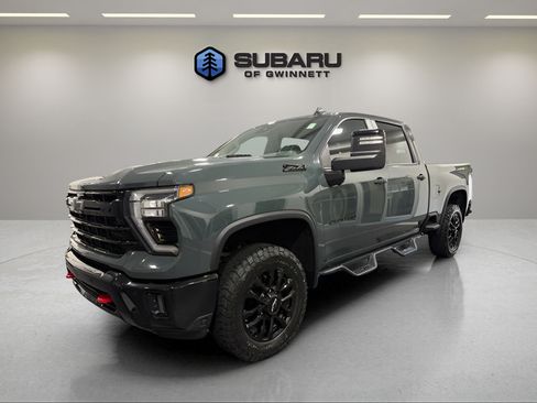 Used 2025 Chevrolet Silverado 2500 LT w/ Trail Boss Package AWD/4WD image 1