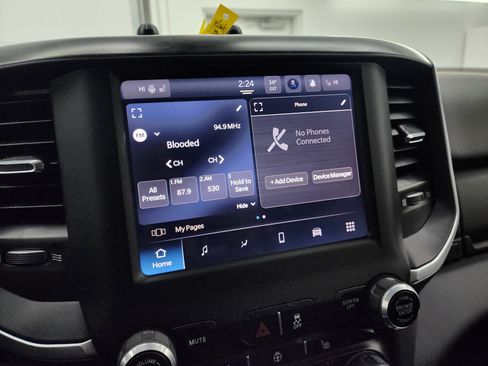 Used 2022 RAM 3500 Big Horn w/ Level C Equiment Group image 45