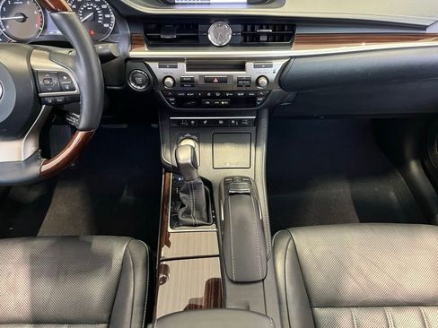 Used 2016 Lexus ES 350 FWD image 29