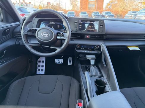 New 2026 Hyundai Elantra Sport image 17