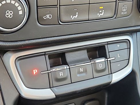 Certified 2022 GMC Terrain SLE image 15