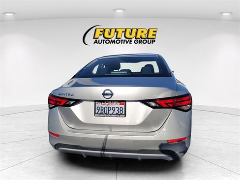 Certified 2022 Nissan Sentra S image 4