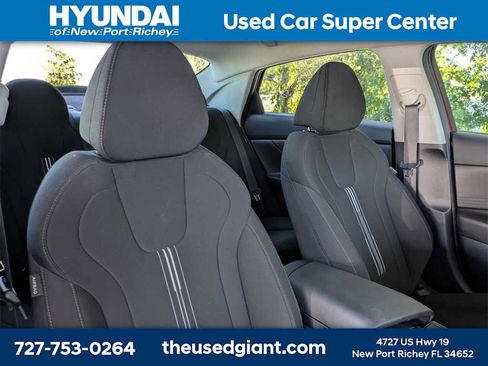 Certified 2024 Hyundai Elantra Blue image 6