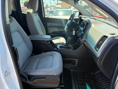 Used 2021 Chevrolet Colorado W/T w/ WT Convenience Package RWD image 21