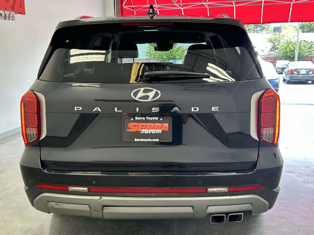 Used 2024 Hyundai Palisade SEL FWD image 4