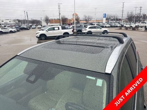 Used 2017 Toyota Highlander XLE w/ Protection Package #3 image 10