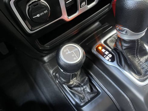 New 2026 Jeep Gladiator Sport AWD/4WD image 30