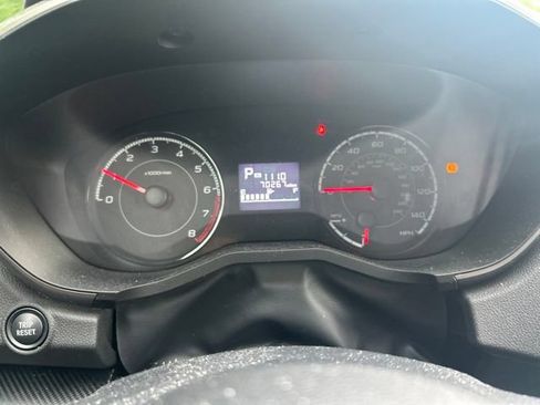 Used 2018 Subaru Crosstrek 2.0i Premium AWD/4WD image 15