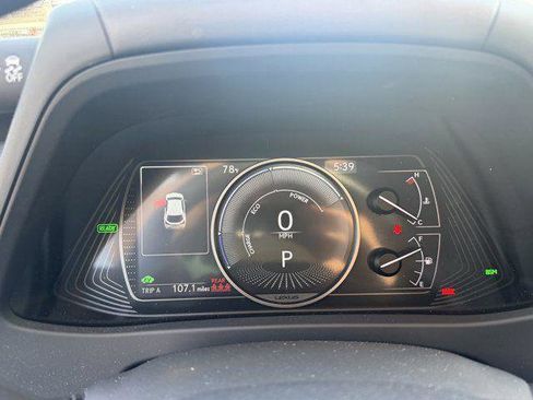 Used 2024 Lexus UX 250h AWD w/ Premium Package image 21