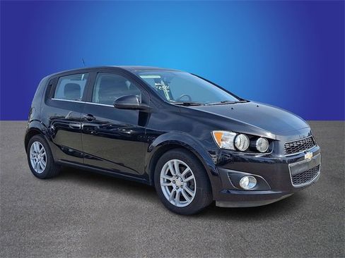 Used 2016 Chevrolet Sonic LT w/ Wheels and Fog Lamp Package image 3
