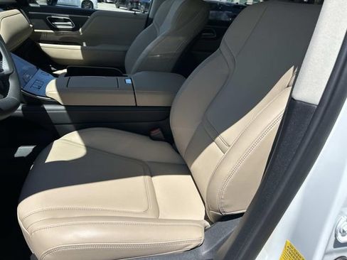 Certified 2026 INFINITI QX80 Pure w/ Cargo Package RWD image 16