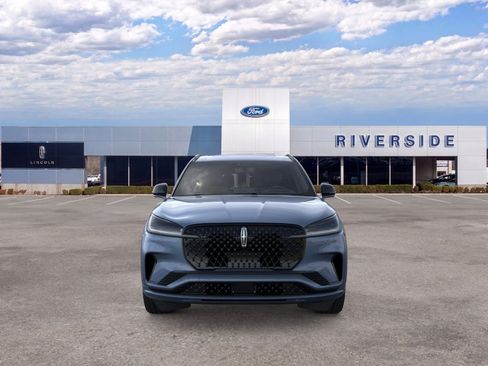 New 2026 Lincoln Aviator 2WD w/ Jet Appearance Package image 6