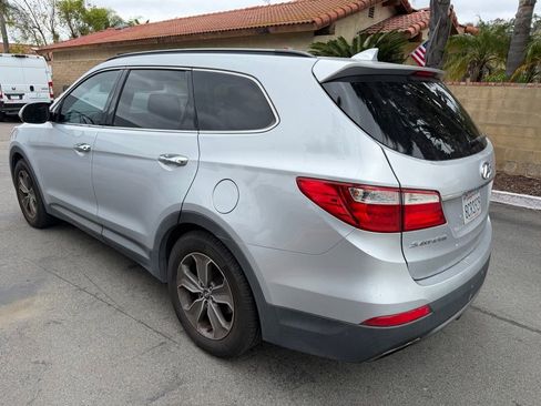 Used 2013 Hyundai Santa Fe GLS FWD image 8