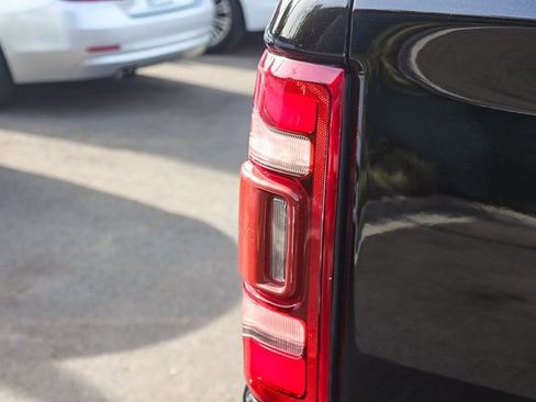 Used 2019 RAM 1500 Laramie image 8