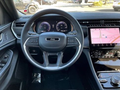 New 2025 Jeep Grand Cherokee L Limited w/ Black Appearance Package image 14