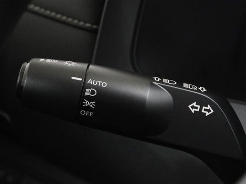 Certified 2024 Nissan Pathfinder S image 31