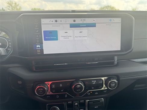 New 2025 Jeep Gladiator Mojave image 33