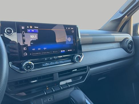 Used 2024 Chevrolet Colorado Trail Boss w/ Advanced Trailering Package image 10