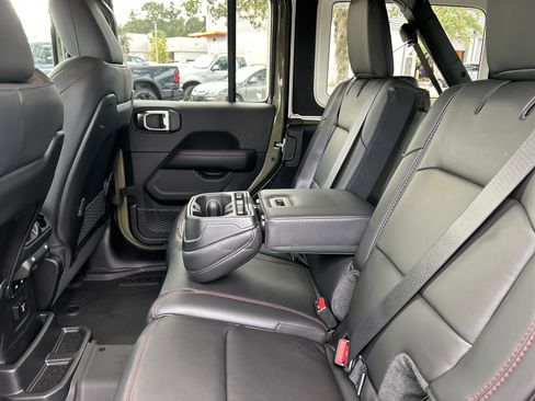 New 2026 Jeep Wrangler Unlimited Rubicon image 34