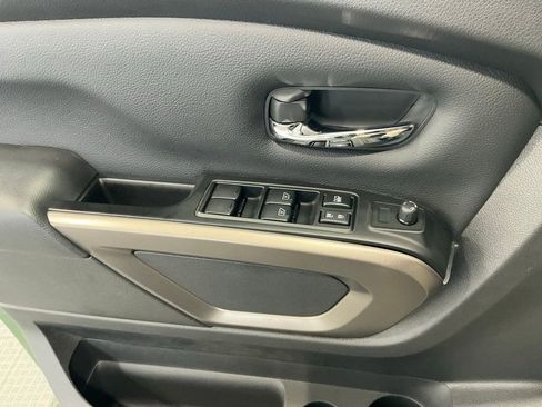 Used 2024 Nissan Titan SV w/ SV Bronze Edition Package image 36