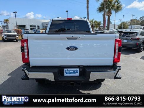 Used 2024 Ford F250 Lariat w/ Chrome Package image 4