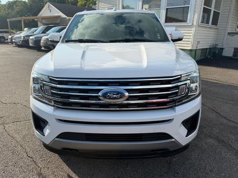 Used 2020 Ford Expedition Max XLT w/ Equipment Group 202A AWD/4WD image 4