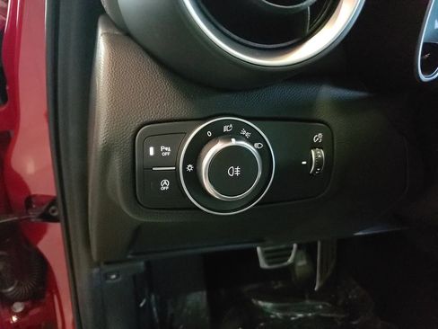 New 2025 Alfa Romeo Giulia AWD w/ Driving Assist Package image 24