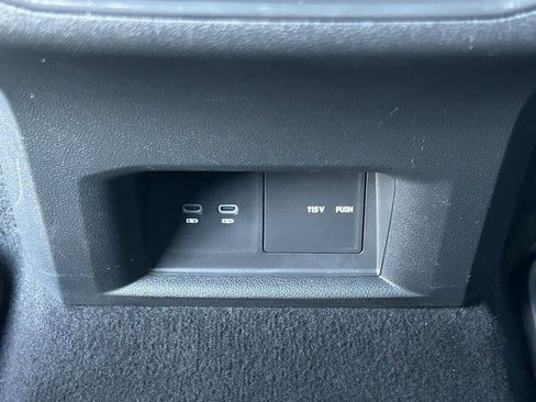 Used 2023 Volkswagen Atlas Cross Sport SEL image 67