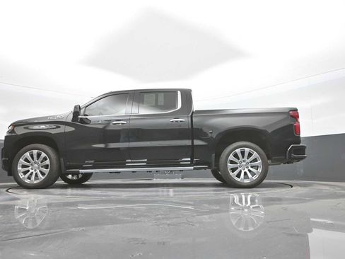 Used 2021 Chevrolet Silverado 1500 High Country w/ Technology Package AWD/4WD image 36