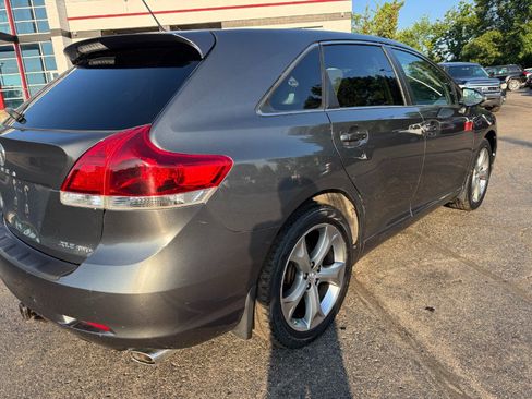 Used 2016 Toyota Venza AWD image 11