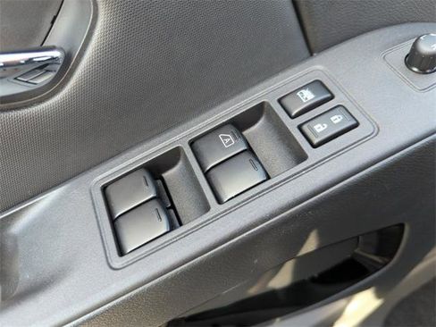 Certified 2023 Nissan Frontier SV w/ Midnight Edition Package image 25