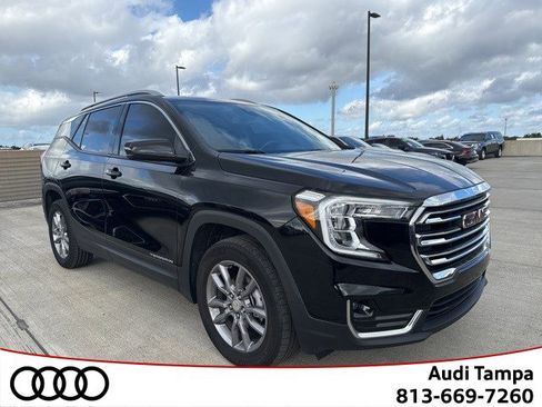 Used 2024 GMC Terrain SLT image 1