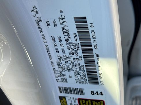 New 2025 Toyota Tacoma TRD Off-Road image 33