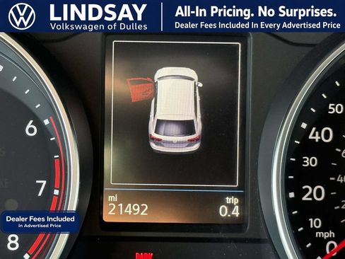 Used 2018 Volkswagen Tiguan S FWD image 22