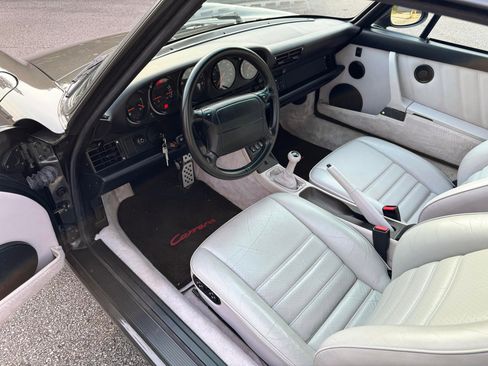 Used 1992 Porsche 911 GT3 RS image 26