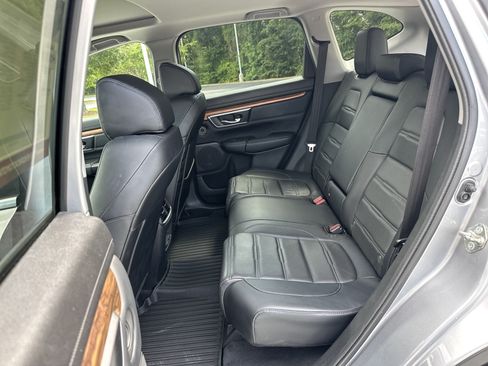 Used 2017 Honda CR-V Touring image 31