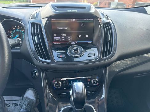 Used 2014 Ford Escape Titanium w/ Equipment Group 401A AWD/4WD image 18