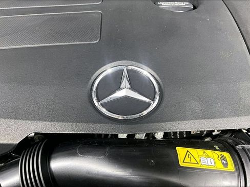 Used 2020 Mercedes-Benz GLC 300 4MATIC image 31