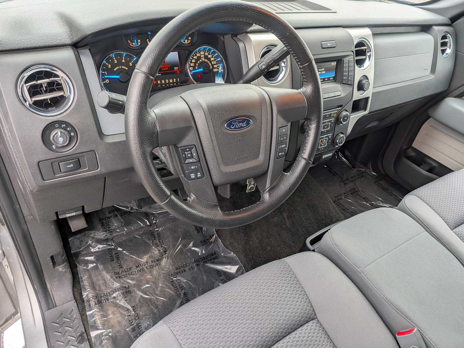 Used 2014 Ford F150 XLT w/ Equipment Group 302A Luxury AWD/4WD image 2